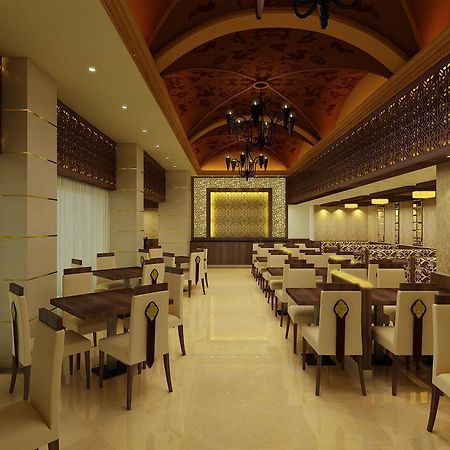 Brijwasi Royal Hotell Mathura Eksteriør bilde