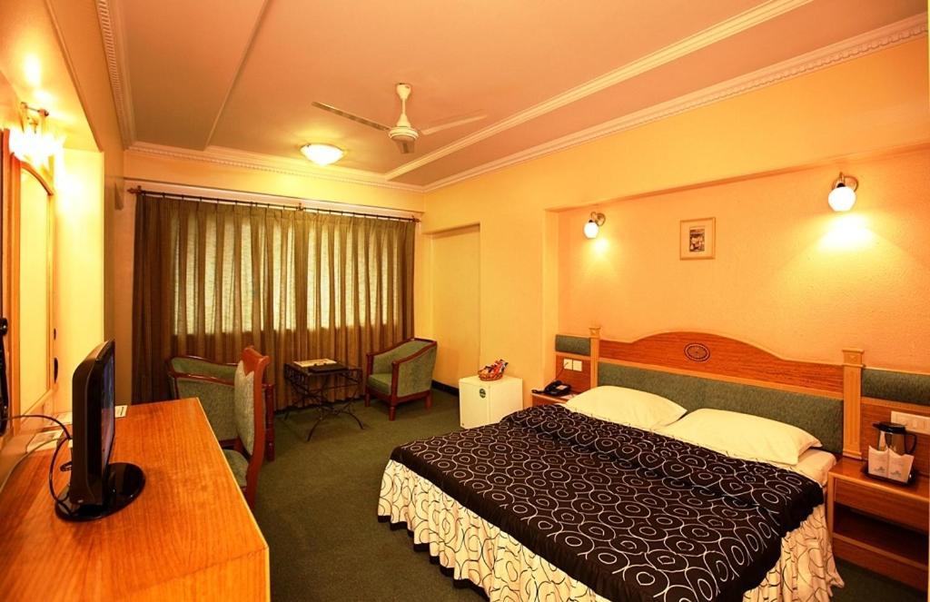 Brijwasi Royal Hotell Mathura Eksteriør bilde